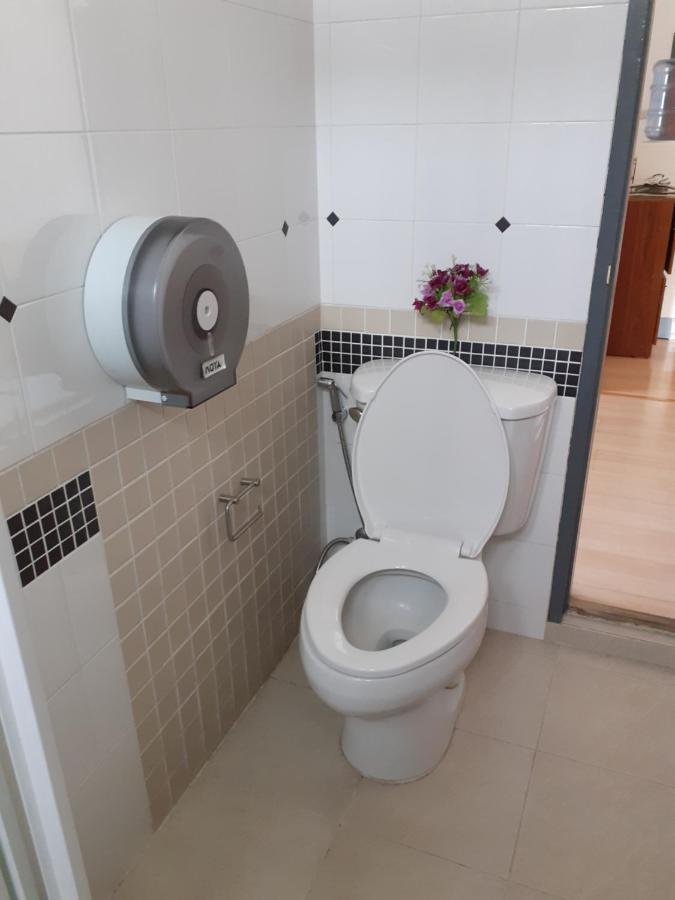 بيت شباب بانسو بانكوك المظهر الخارجي الصورة
